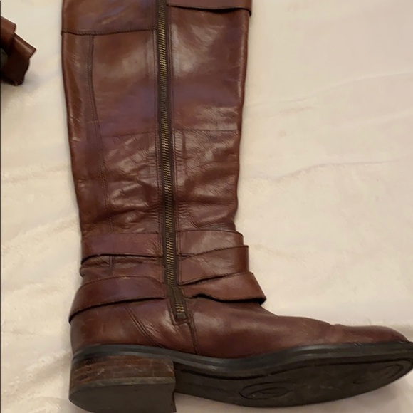 Knee high Enzo boots - Picture 3 of 7